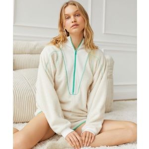 Brand New Out From Under Jackie Fleece Romper! 🔥